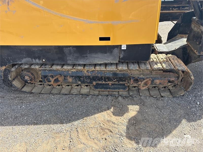 Vermeer D24X40III Directional Drill 水平掘削リグ