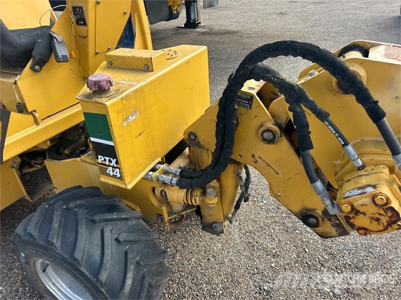 Vermeer PTX44 4x4 Trencher Cable Plow Entreprenad - Övrigt