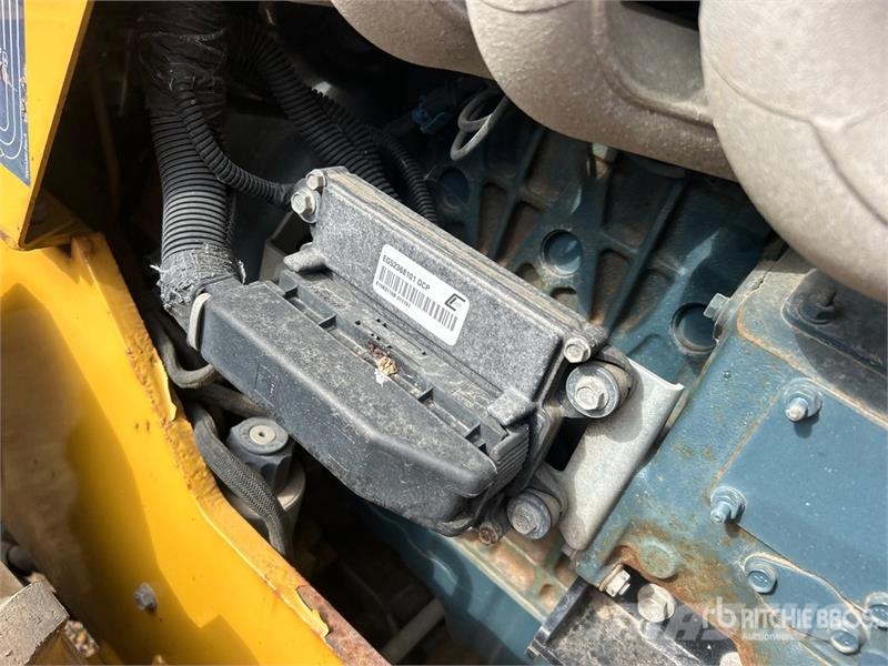 Vermeer PTX44 4x4 Trencher Cable Plow Entreprenad - Övrigt