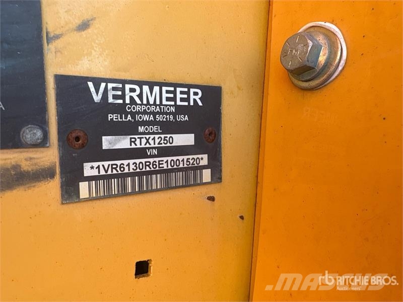 Vermeer RTX1250 犁