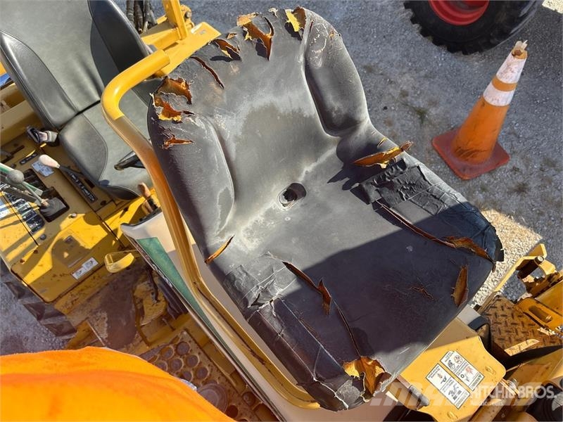 Vermeer RTX450 4x4 Trencher Pinnaselõikurid