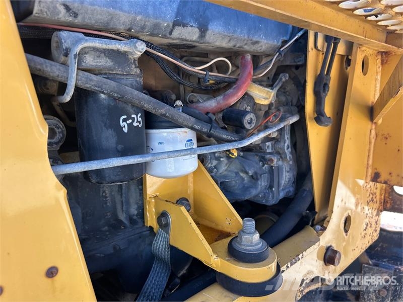Vermeer RTX450 4x4 Trencher Pinnaselõikurid