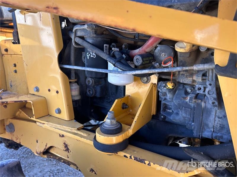 Vermeer RTX450 4x4 Trencher Pinnaselõikurid