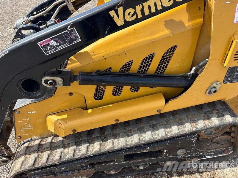 Vermeer S725TX Lietoti riteņu kompaktiekrāvēji