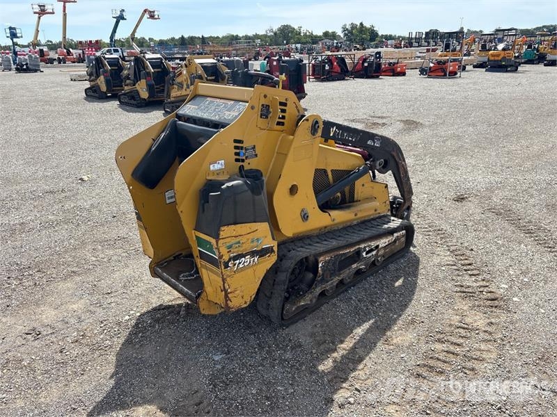 Vermeer S725TX Lietoti riteņu kompaktiekrāvēji