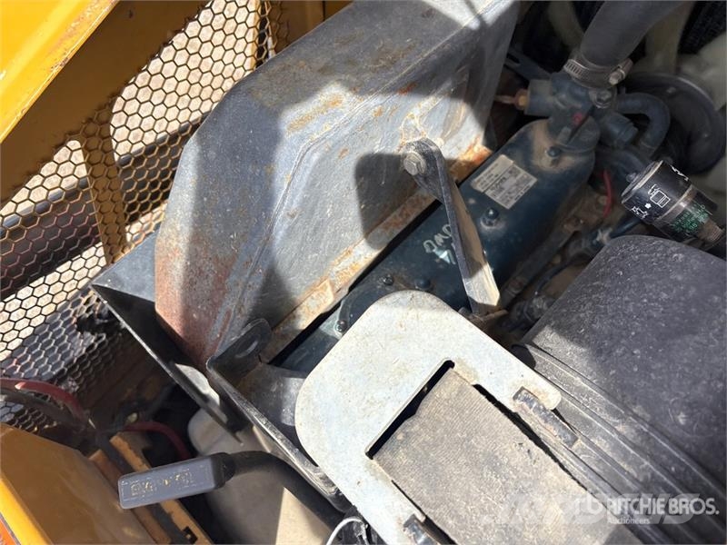 Vermeer S925TX Compact Track Loader Lietoti riteņu kompaktiekrāvēji