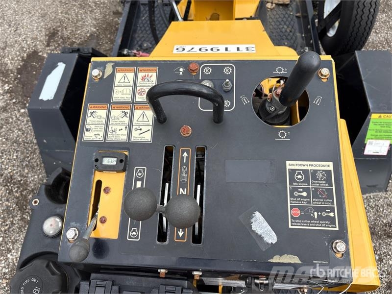 Vermeer SC30TX Tracked Stump Grinder Motoreggen / Rototiller