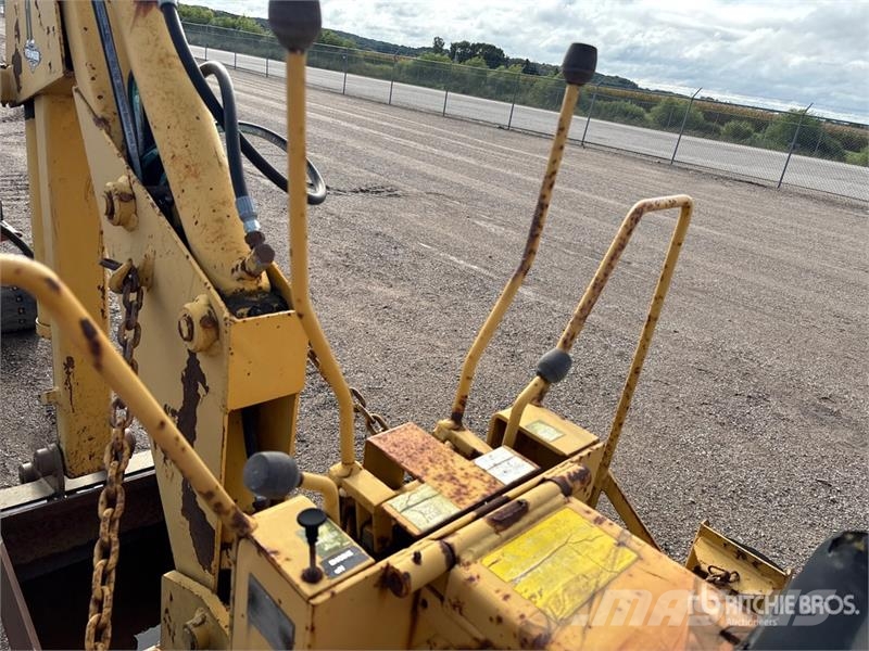 Vermeer V440 4x4 Trencher Freze za kopanje jarkov Trenčerji