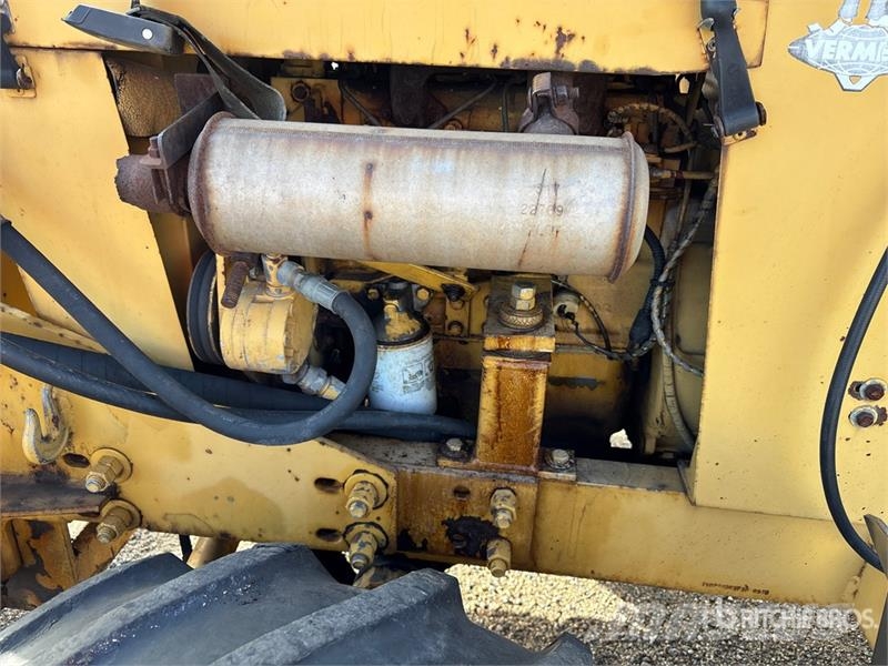 Vermeer V440 4x4 Trencher Freze za kopanje jarkov Trenčerji