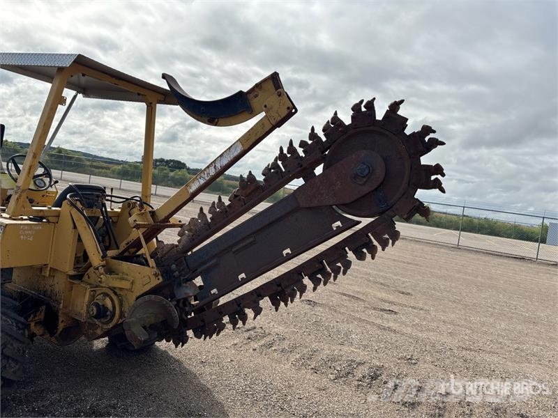 Vermeer V440 4x4 Trencher Freze za kopanje jarkov Trenčerji
