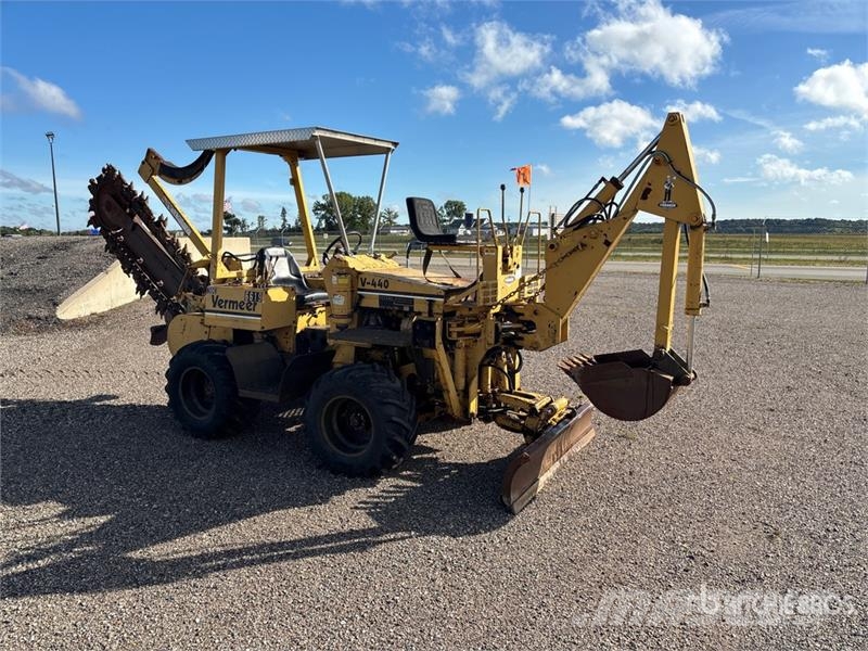 Vermeer V440 4x4 Trencher Freze za kopanje jarkov Trenčerji