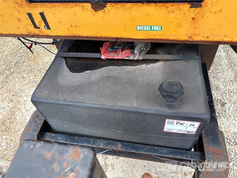 Vermeer V500LEHD T/A Vacuum Excavation Unit Sprzęt wiertniczy części zamienne i akcesoria