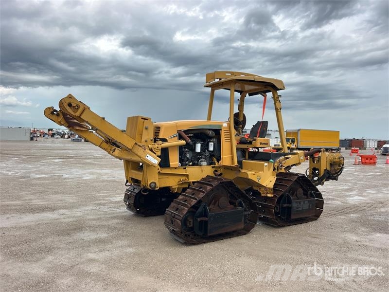 Vermeer XTS1250 Tracked Cable Plow Chasse neige