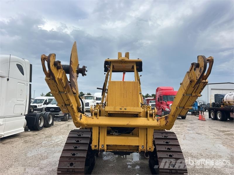 Vermeer XTS1250 Tracked Cable Plow Chasse neige