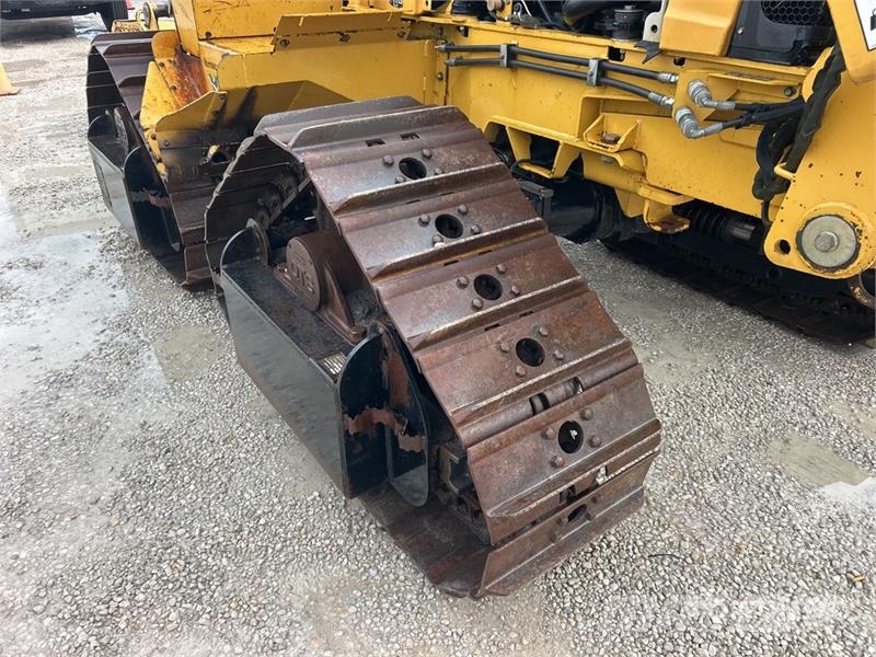 Vermeer XTS1250 Tracked Cable Plow Chasse neige