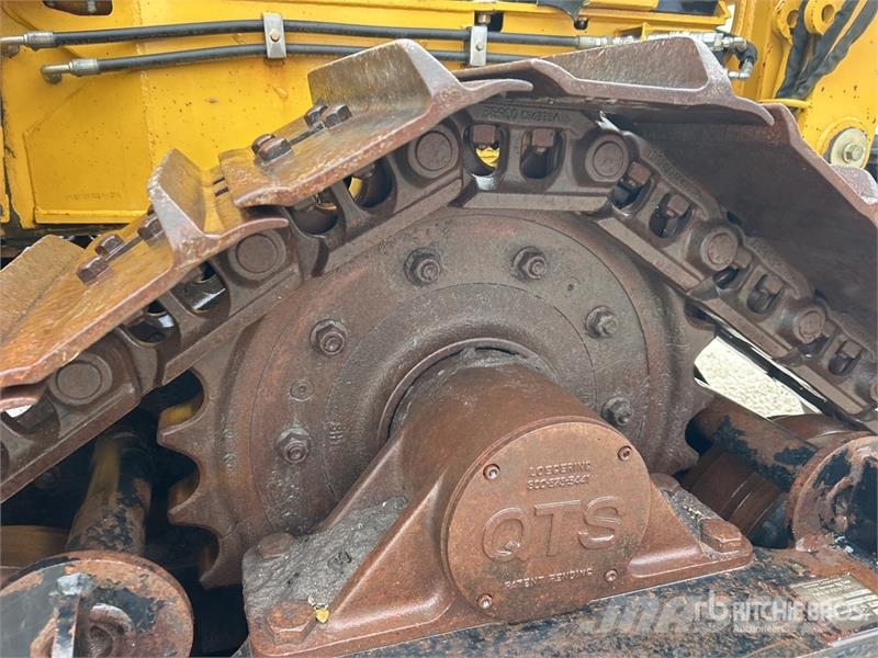 Vermeer XTS1250 Tracked Cable Plow Chasse neige