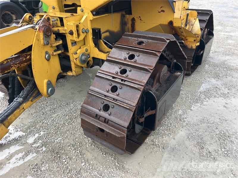Vermeer XTS1250 Tracked Cable Plow Chasse neige
