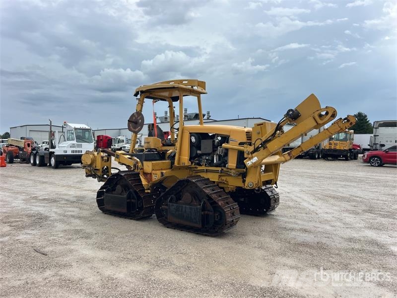 Vermeer XTS1250 Tracked Cable Plow Chasse neige