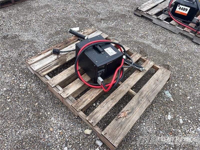 VForce FS3 Battery Charger 충전기