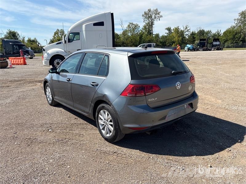 Volkswagen Golf Automobile 汽车