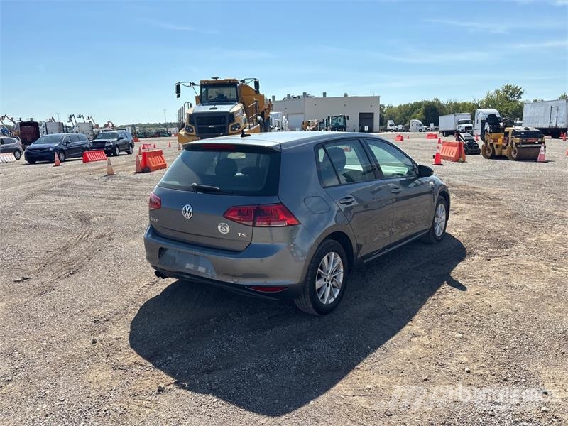 Volkswagen Golf Automobile 汽车