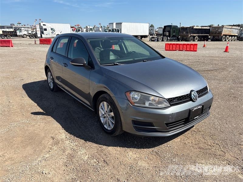 Volkswagen Golf Automobile 汽车