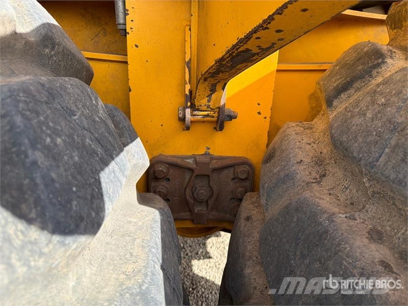 Volvo A60H Articulated Dump Truck ساحبات مفصلية