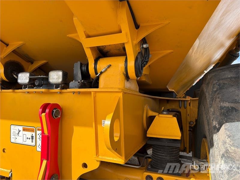Volvo A60H Articulated Dump Truck ساحبات مفصلية