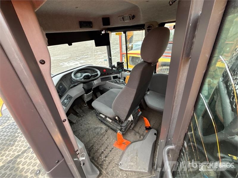 Volvo A60H Articulated Dump Truck Belden kirma kaya kamyonu