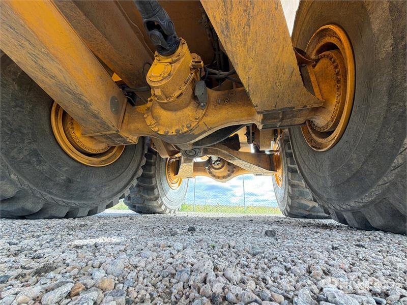 Volvo A60H Articulated Dump Truck ساحبات مفصلية