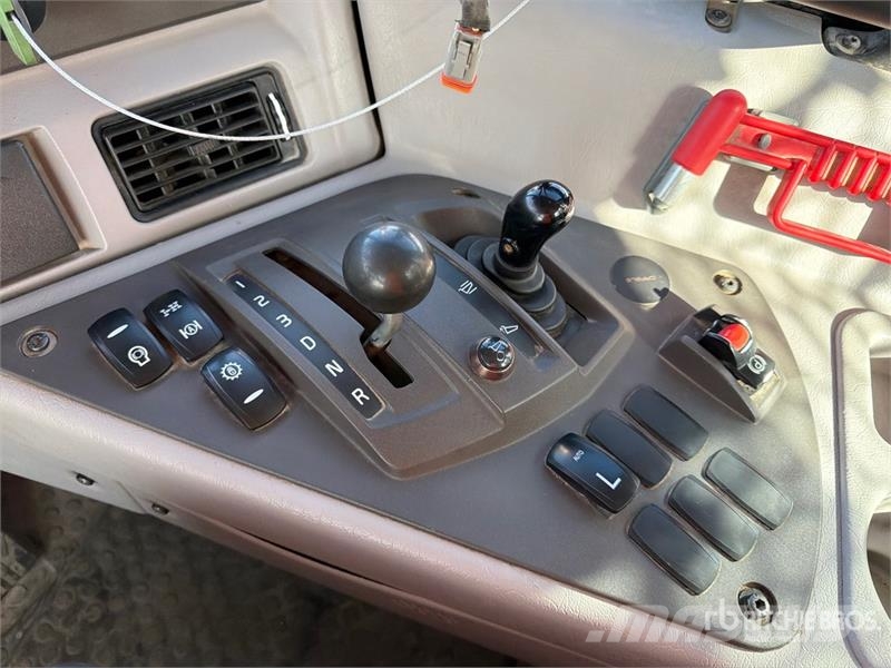 Volvo A60H Articulated Dump Truck ساحبات مفصلية