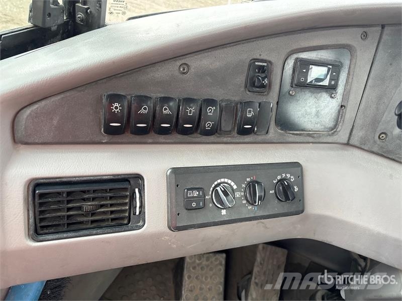 Volvo A60H Articulated Dump Truck Belden kirma kaya kamyonu