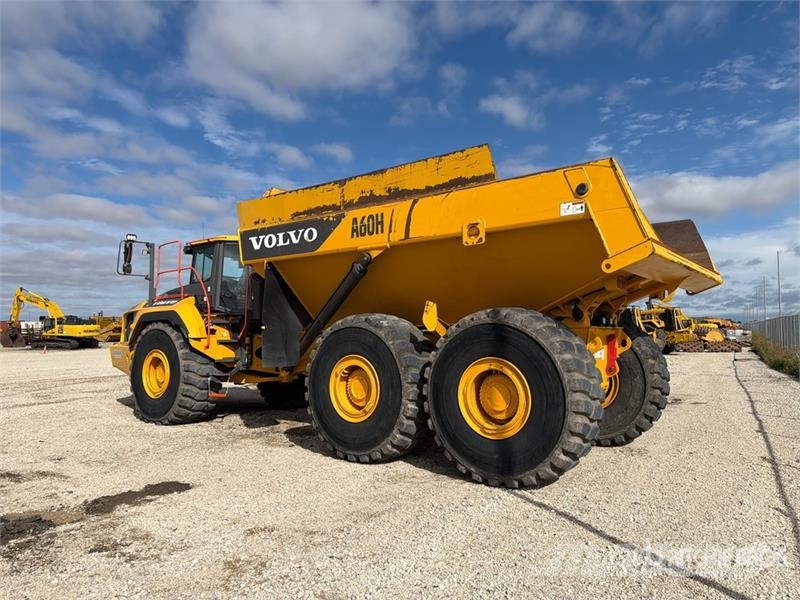 Volvo A60H Articulated Dump Truck ساحبات مفصلية