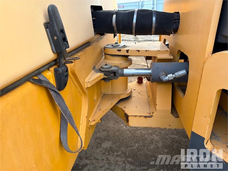 Volvo DD140 Double Drum Roller Ikerdobos hengerek