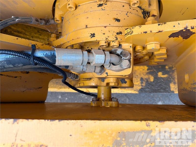 Volvo DD140 Double Drum Roller Ikerdobos hengerek