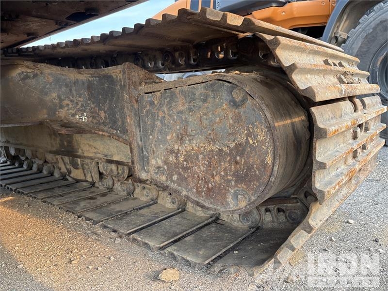 Volvo EC210C L Tracked Excavator Beltegraver