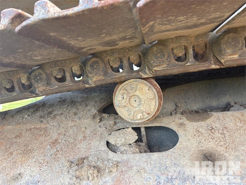 Volvo EC210C L Tracked Excavator Beltegraver