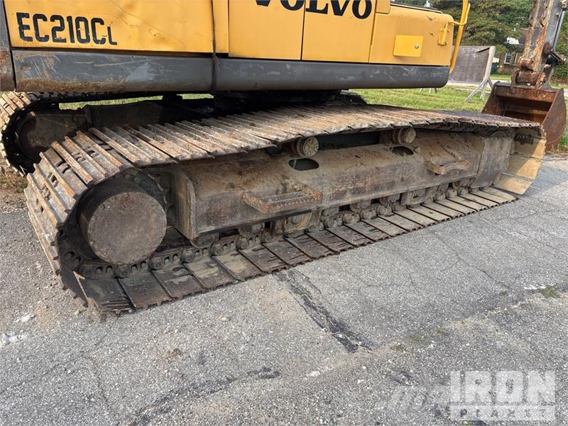Volvo EC210C L Tracked Excavator Beltegraver