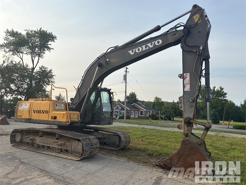 Volvo EC210C L Tracked Excavator Beltegraver