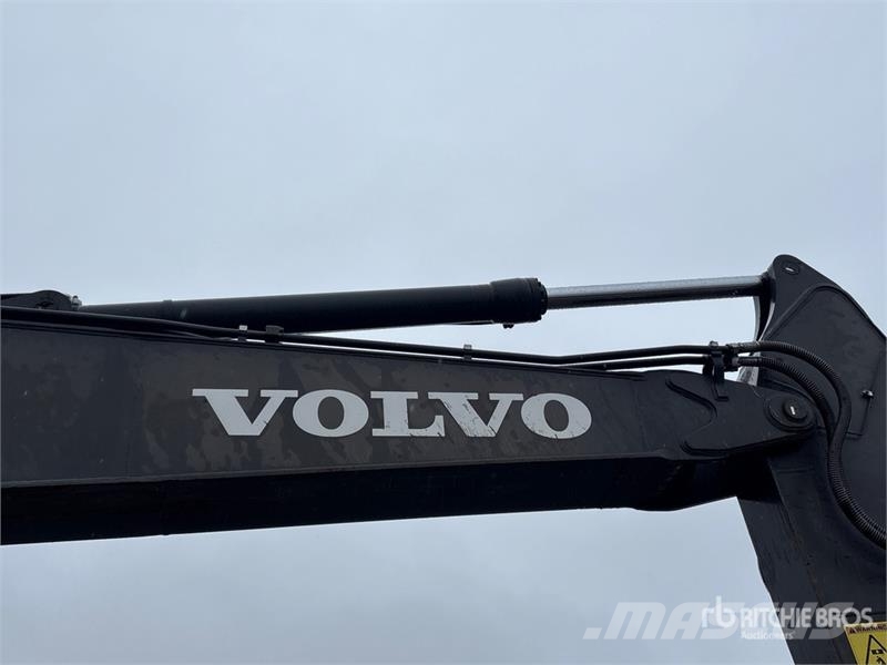 Volvo EC220ELR Tracked Excavator Raupenbagger