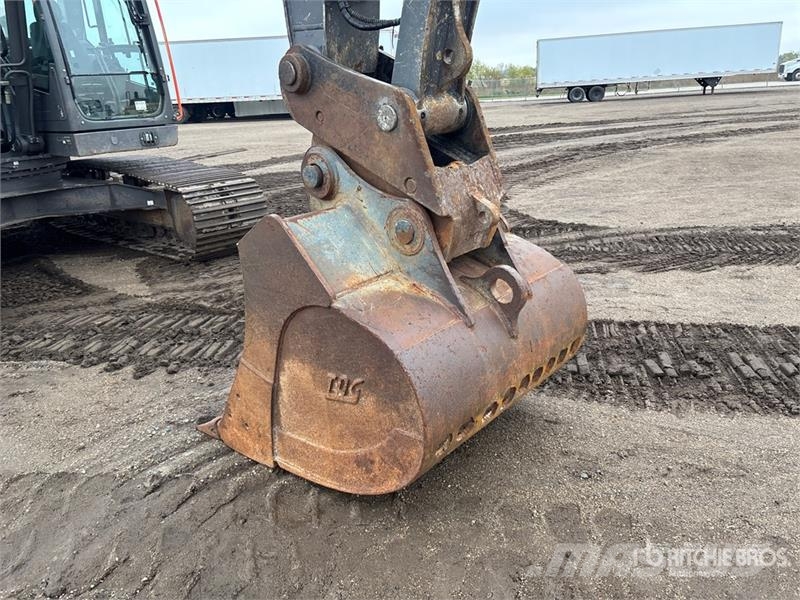 Volvo EC220ELR Tracked Excavator 대형 굴삭기 29톤 이상