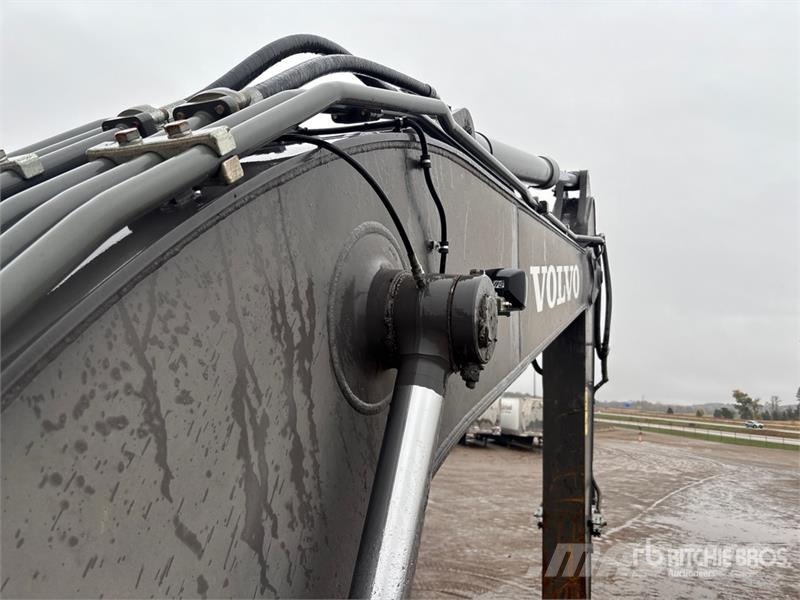 Volvo EC220ELR Tracked Excavator Raupenbagger