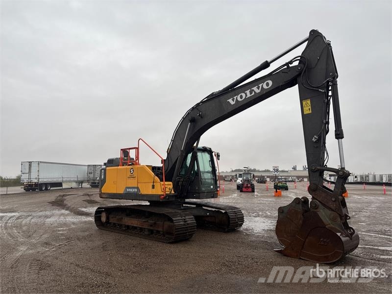 Volvo EC220ELR Tracked Excavator Raupenbagger