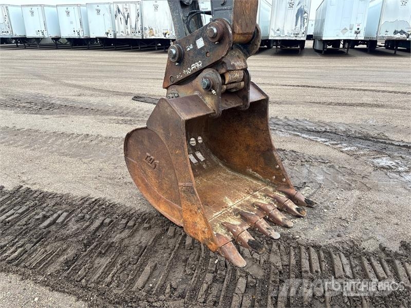 Volvo EC220ELR Tracked Excavator 대형 굴삭기 29톤 이상