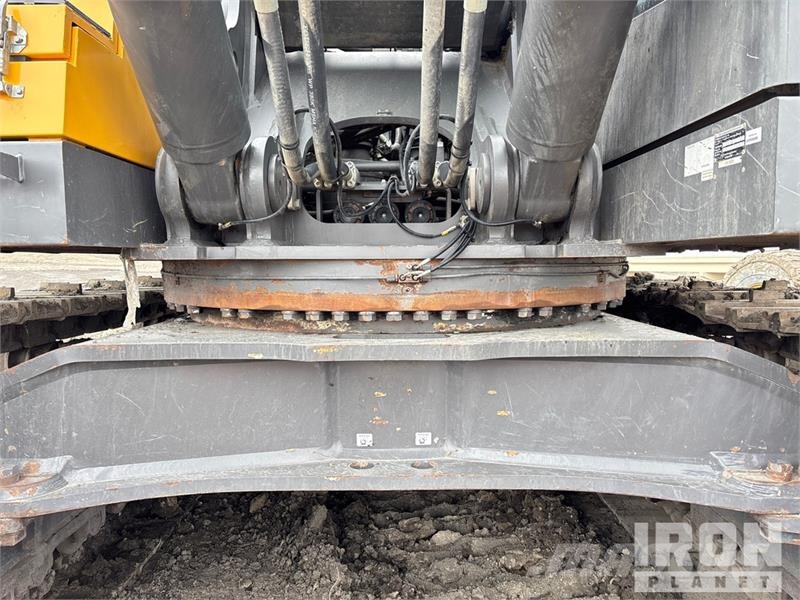 Volvo EC950FL Tracked Excavator Beltegraver