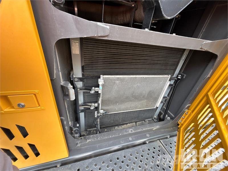 Volvo EC950FL Tracked Excavator Beltegraver