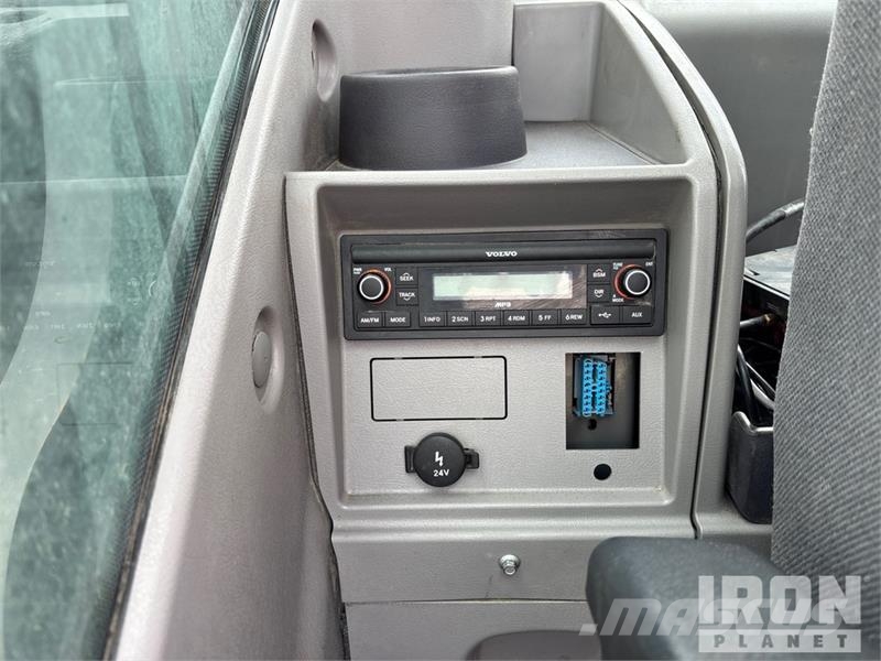 Volvo EC950FL Tracked Excavator Beltegraver