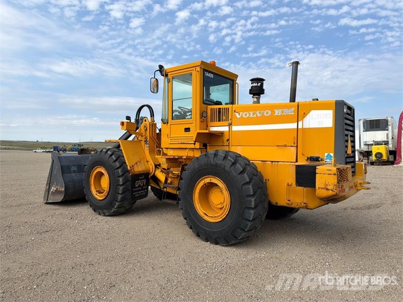 Volvo L-120 Wheel Loader Iekrāvēji uz riteņiem