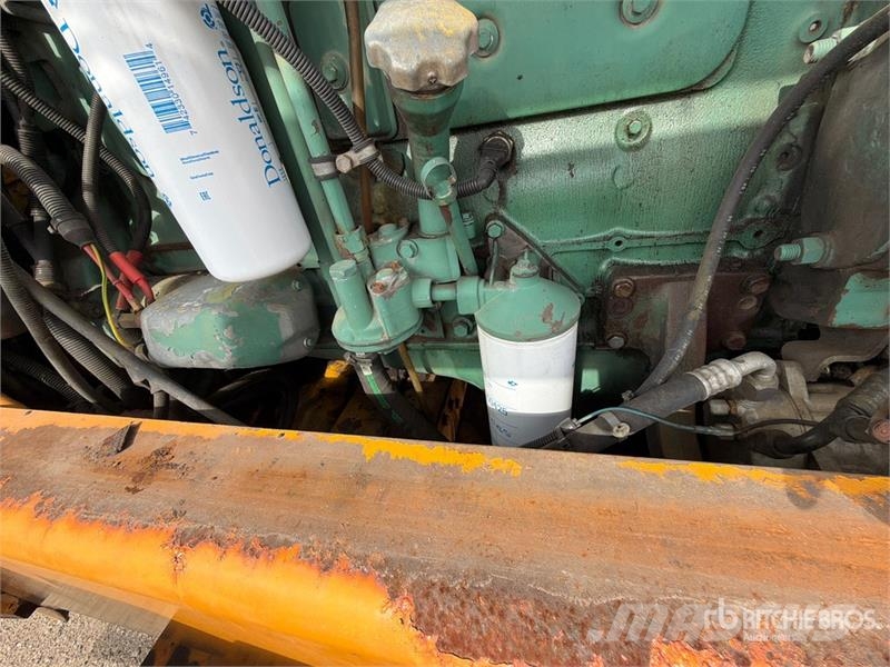 Volvo L-120 Wheel Loader Iekrāvēji uz riteņiem