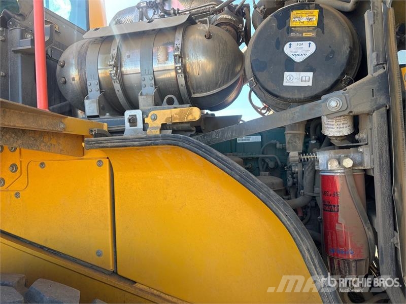 Volvo L120H Wheel Loader ホイールローダー・タイヤショベル
